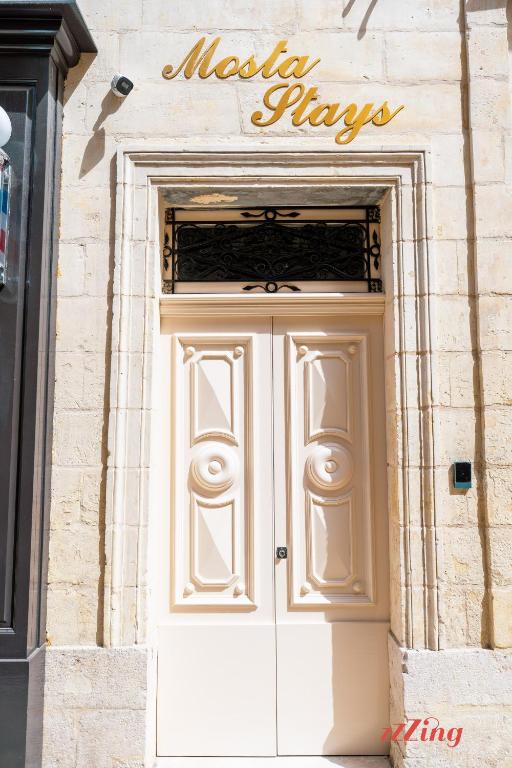 Fotografie z fotogalerie ubytování Mosta Stays by Zzzing v destinaci Mosta