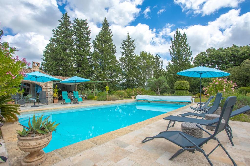 Photo de la galerie de l'établissement Domaine Lhelion 10 personnes, à Taradeau