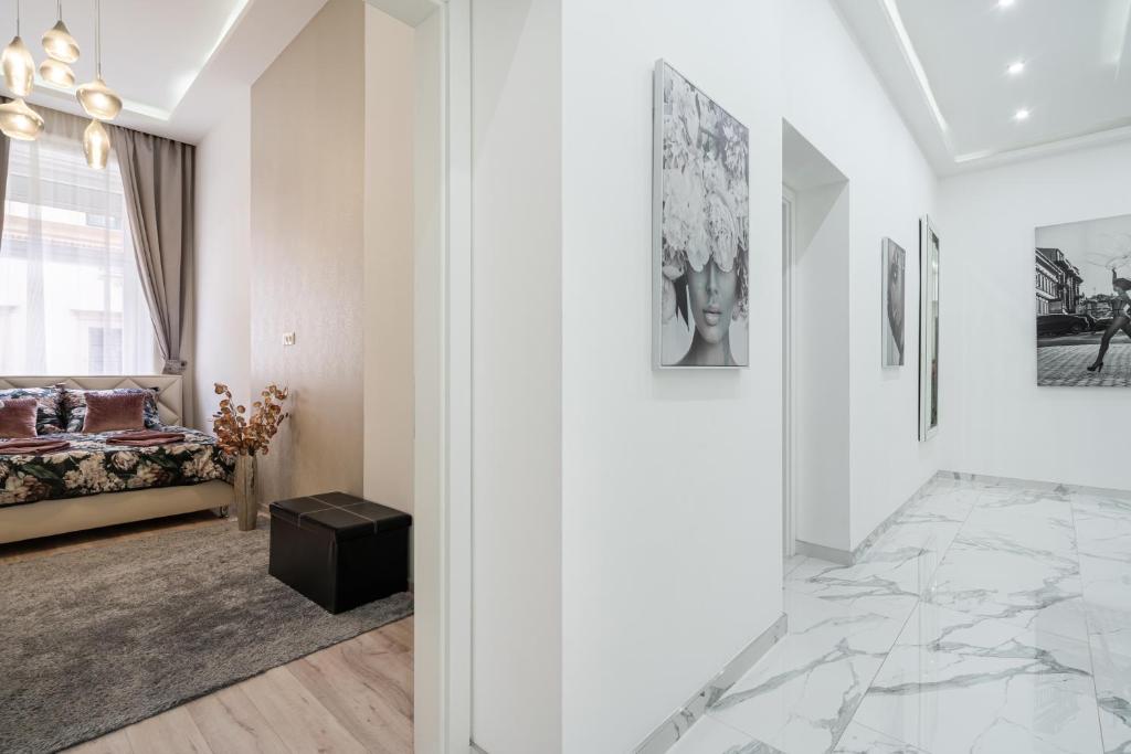 Posezení v ubytování Király 35 Luxury Apartment with free parking