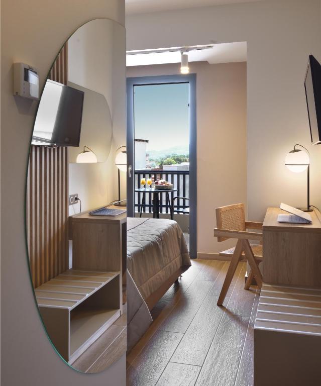 CORYLUS Luxury Rooms & Suites - 2