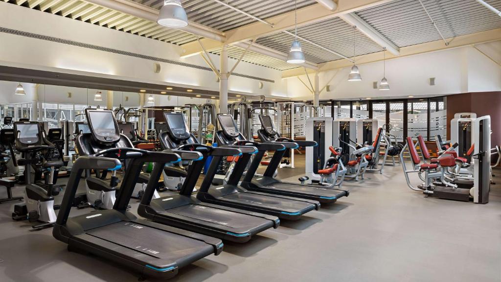 Fitness centrum a/nebo fitness zařízení v ubytování Hilton Dresden an der Frauenkirche