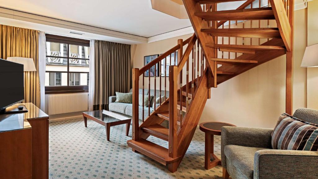 Hilton Dresden an der Frauenkirche - Resim 44