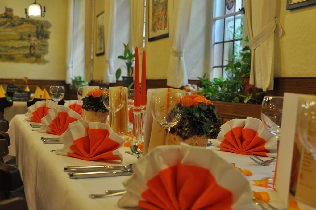 Restaurace v ubytování Hotel-Gasthof Wilde Rose