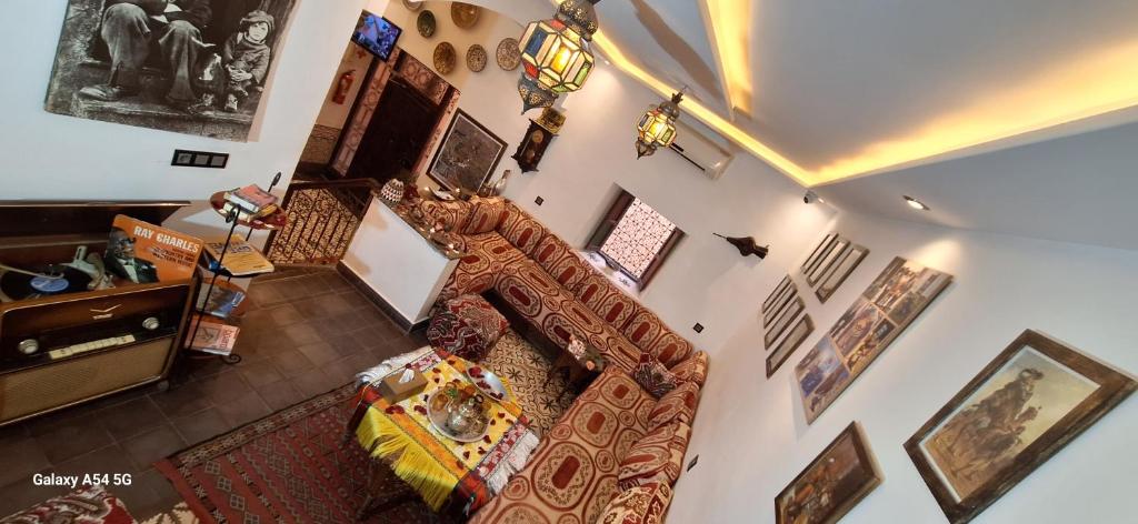 Posezení v ubytování Hostel Dar Ben Youssef