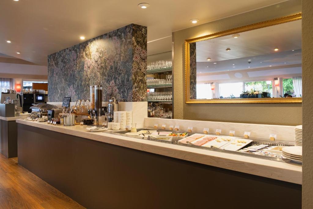 Hotel Parc Plaza - Resim 37