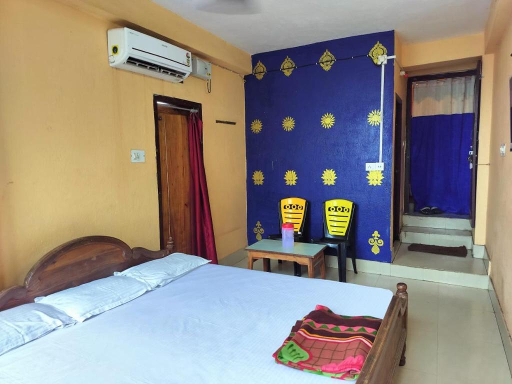 Tripureswari Guest House