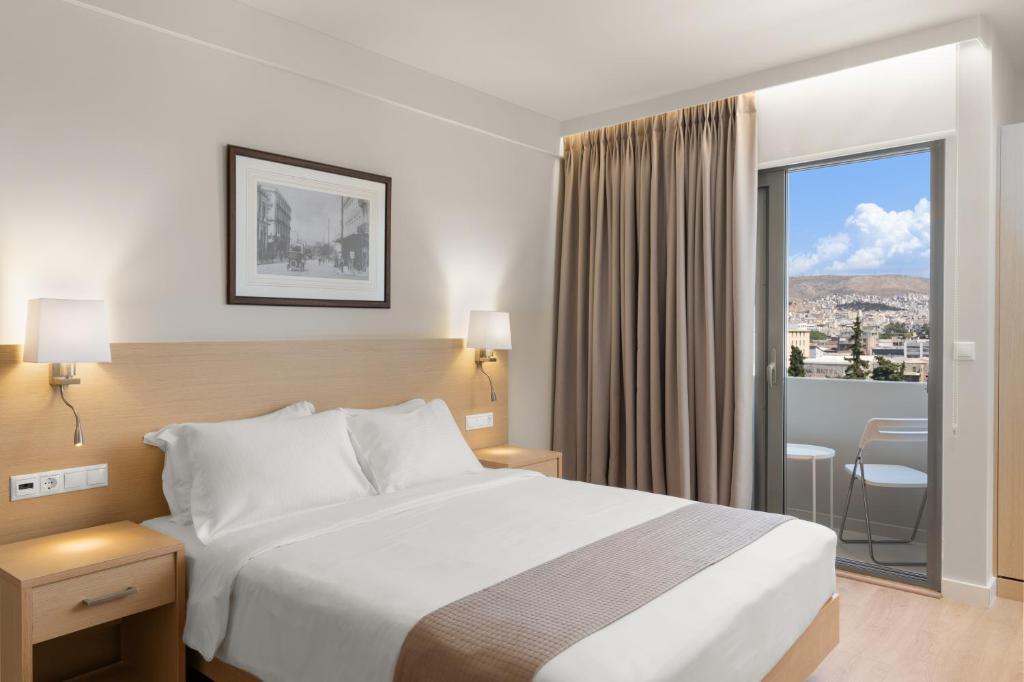 Gallery Central Piraeus Port - Resim 36