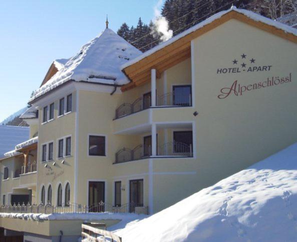 Hotel Apart Alpenschlössl зимой