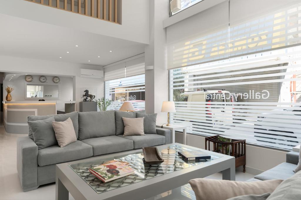 Gallery Central Piraeus Port - Resim 43