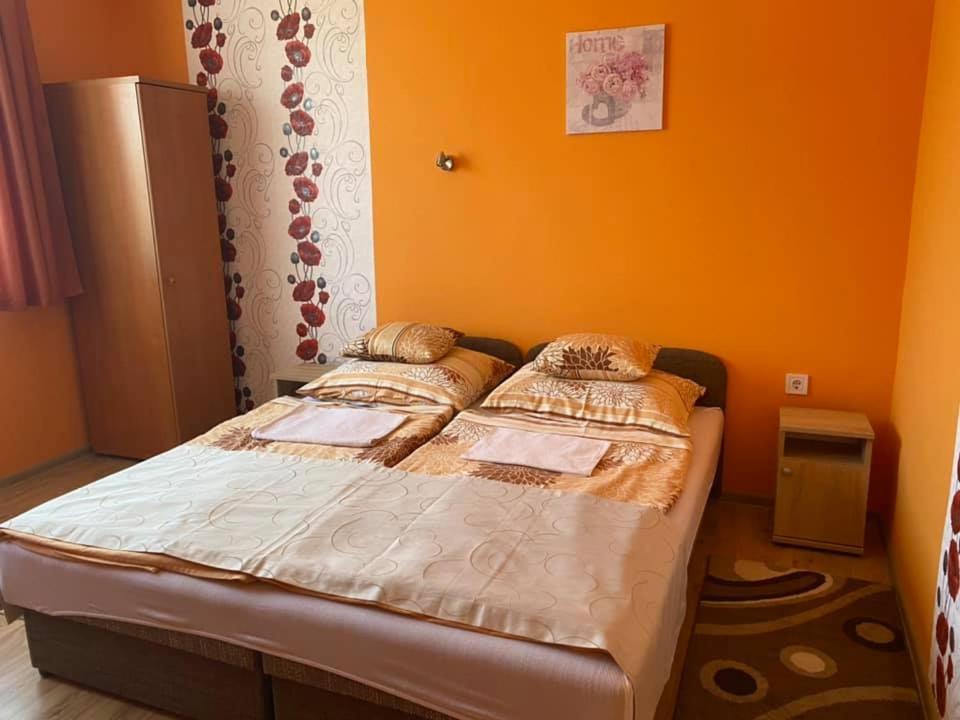 Postel nebo postele na pokoji v ubytování PICNIC Vendégház