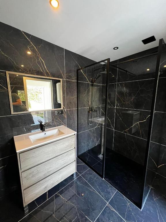 Koupelna v ubytování Garden Suite Monaco