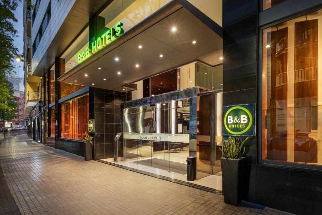 Certifikát, hodnocení, plakát nebo jiný dokument vystavený v ubytování B&B HOTEL Ciudad de Lleida