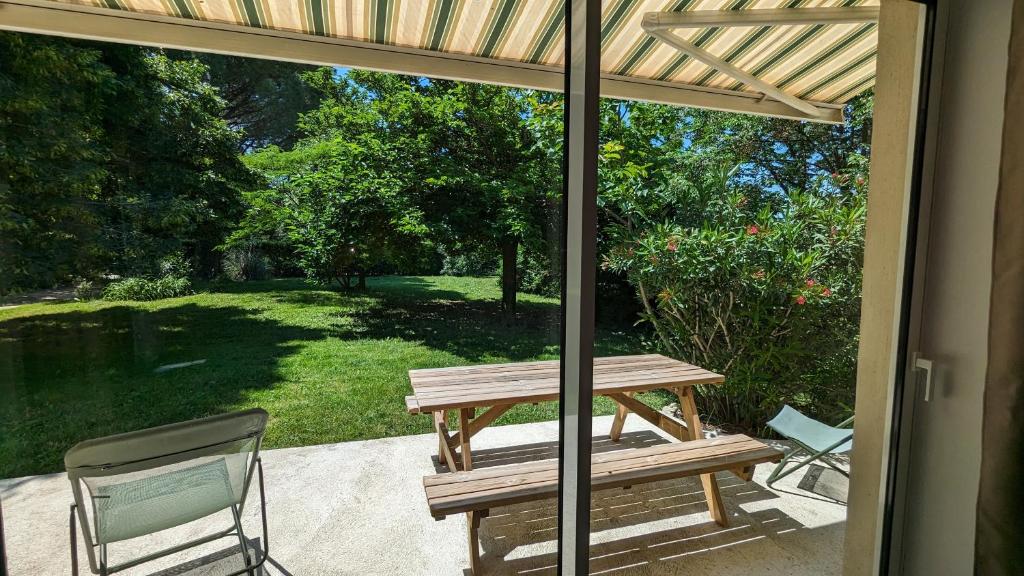 Zahrada ubytování Rez-de-jardin indépendant dans ferme maraichère bio avec grand jardin privatif clos et arboré