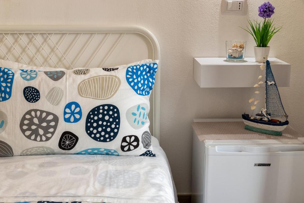 Postel nebo postele na pokoji v ubytování White Star rooms holiday accomodation self check-in