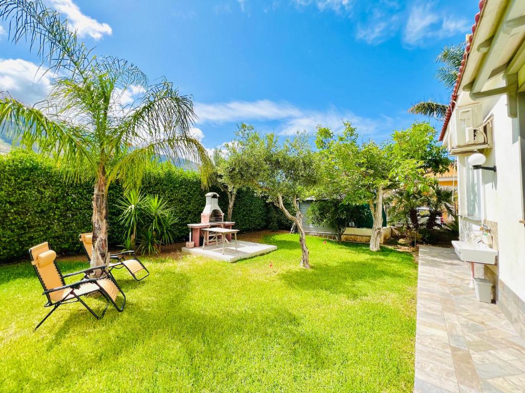 Κήπος έξω από το Nature House ND