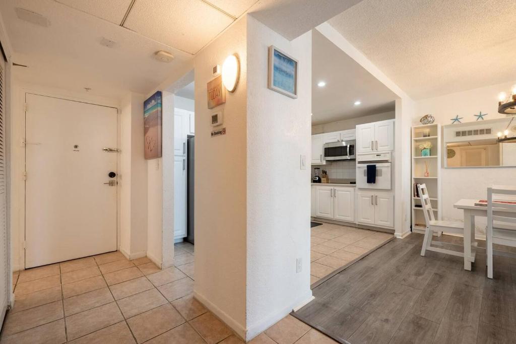 Ocean Reserve Condominium - Departamento