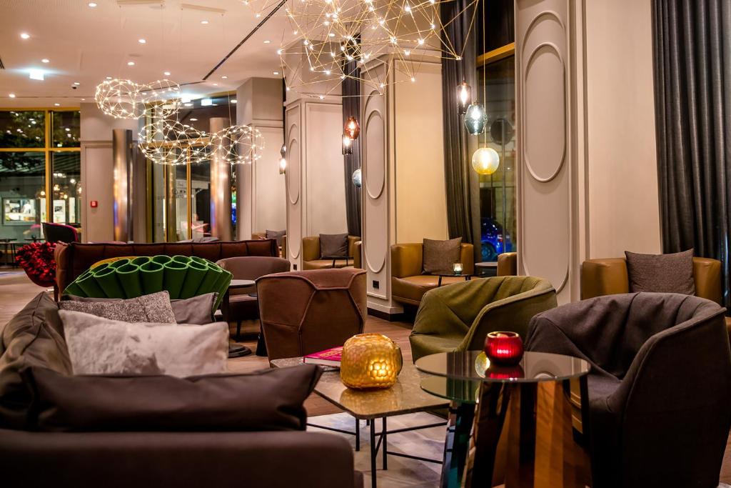 Зона вітальні в Motel One Graz