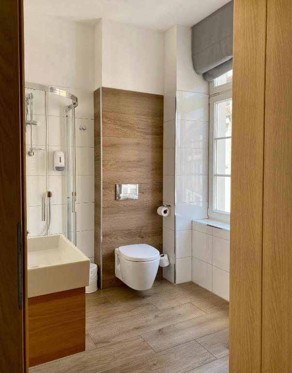 Joyinn Aparthotel - 10