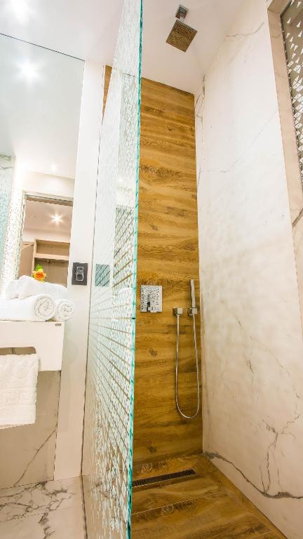 Central Carol APARTHOTEL 2 - Resim 34