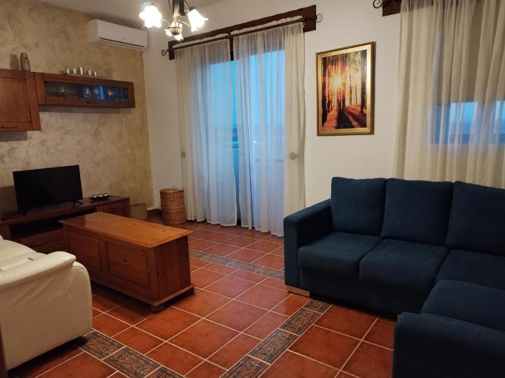 TV a/nebo společenská místnost v ubytování 3 Bedrooms Apartment