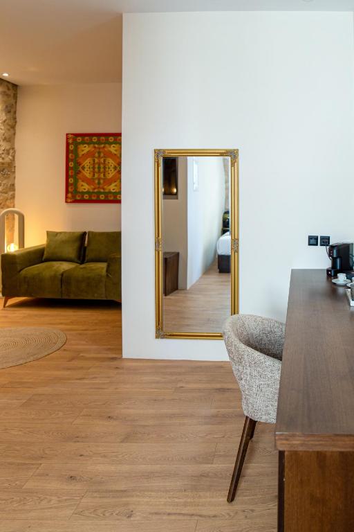 Epitome Suites - Resim 25