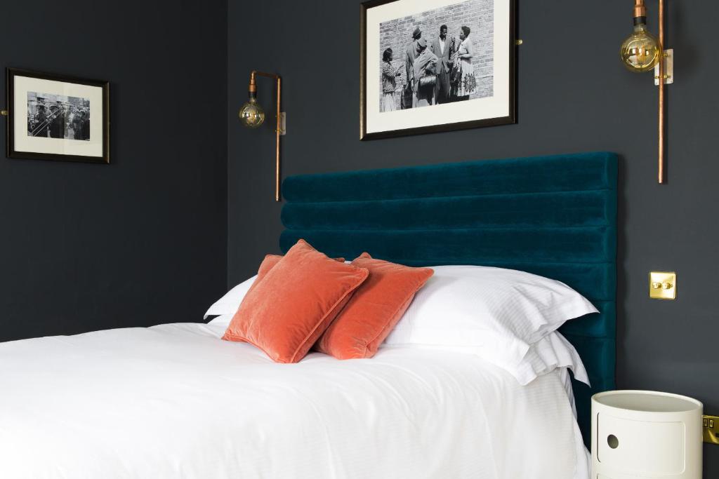 The Porterhouse grill & rooms - Deluxe Room