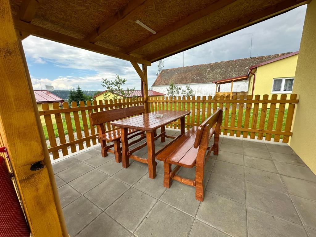 Balkón nebo terasa v ubytování Pension u Vlčků