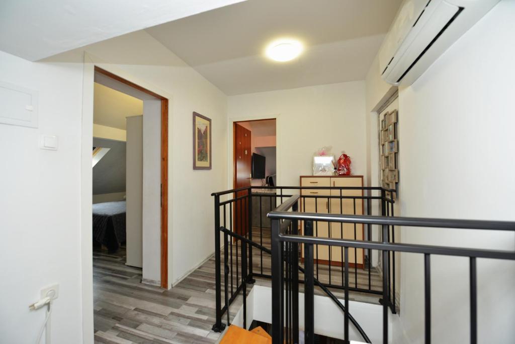 Zdjęcie z galerii obiektu Apartment Sanja Kolovare Beach w mieście Zadar