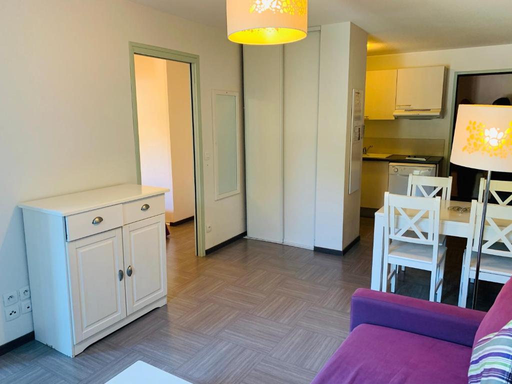 Terres de France - Résidence Côté Provence - 1-Bedroom Apartment Linen Not Included - 4 People