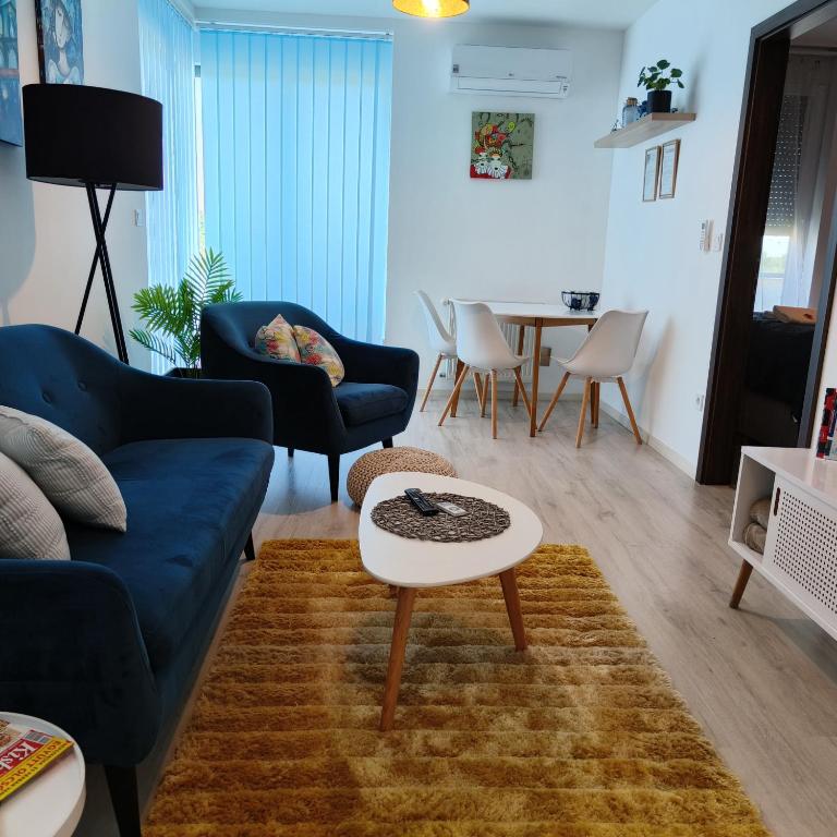 Posedenie v ubytovaní Pe-Ki Lux Apartman Székesfehérvár