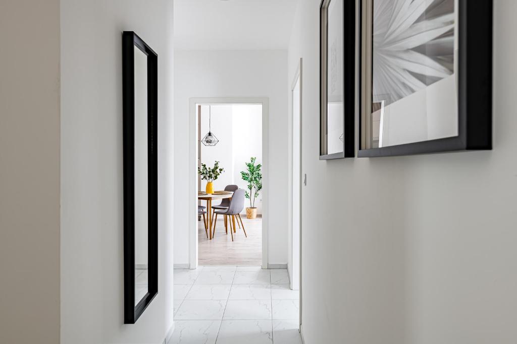 WestSide Garden Apartments by FirstHost - Resim 12