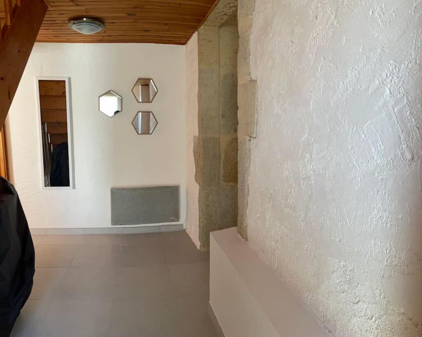 Zdjęcie z galerii obiektu Le P'tit Gîte w mieście Pellegrue