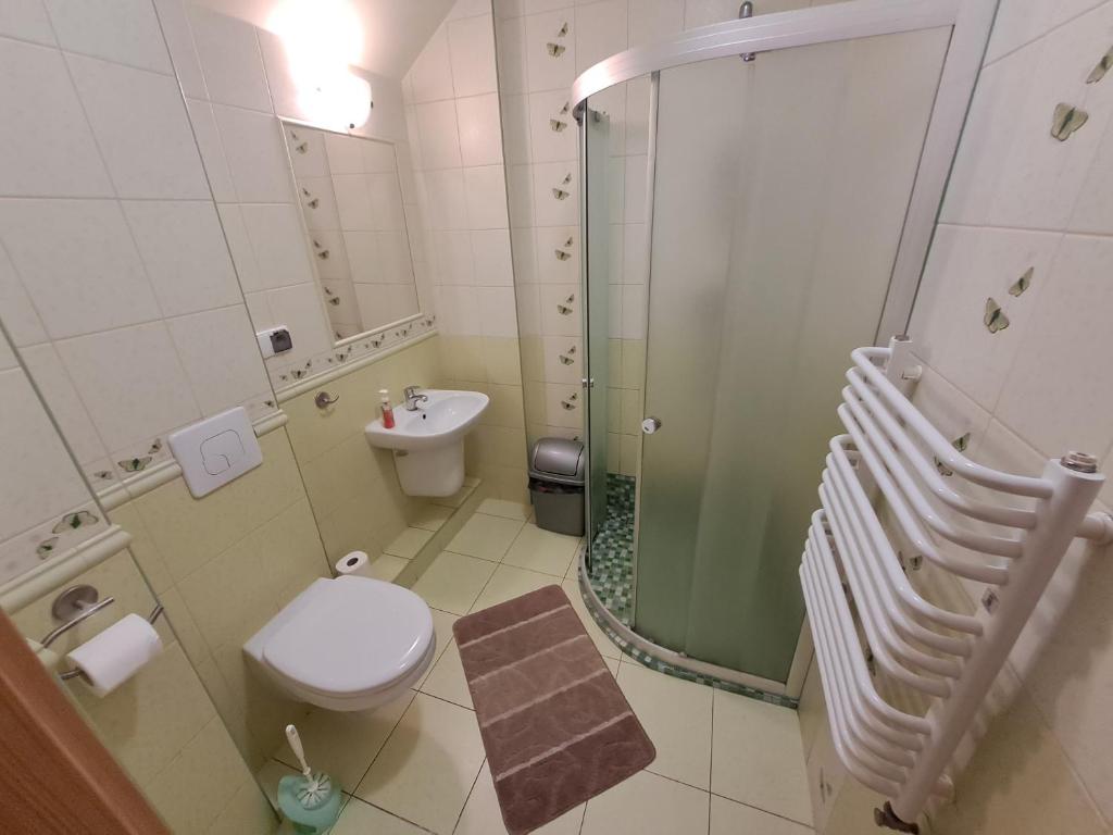 Koupelna v ubytování Pensjonat Krystian