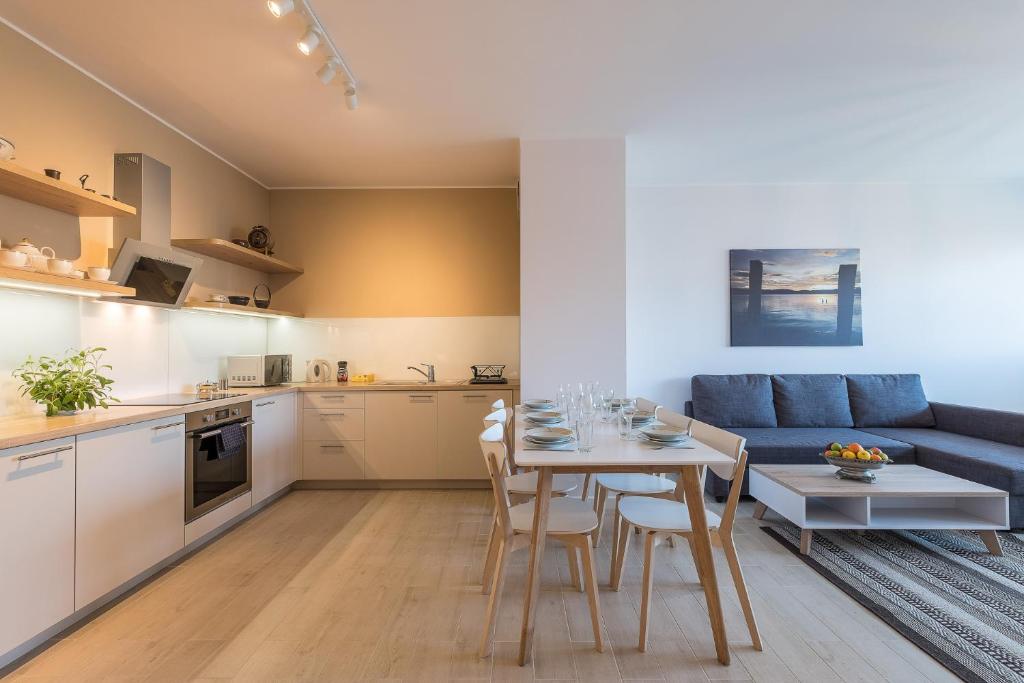 Kuchyňa alebo kuchynka v ubytovaní Casa Bonita Warsaw