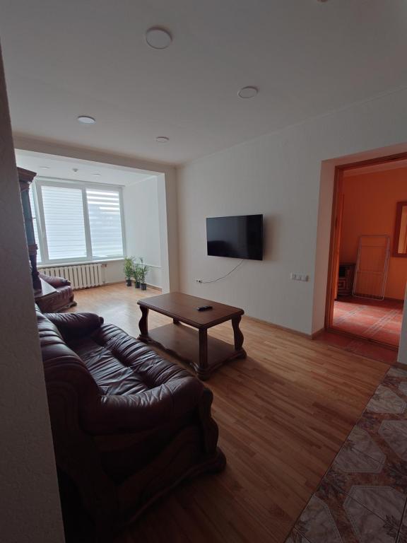 Μια τηλεόραση ή/και κέντρο ψυχαγωγίας στο Ganyklu app