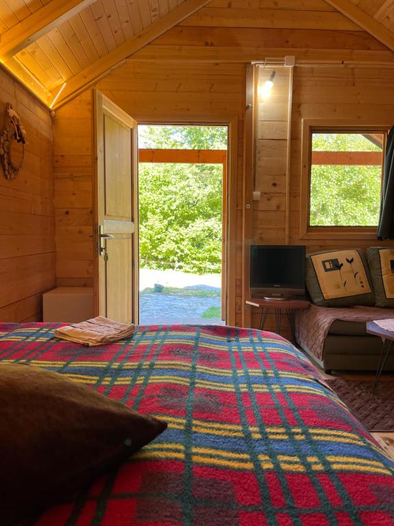 Postel nebo postele na pokoji v ubytování Matesevo guest hauses