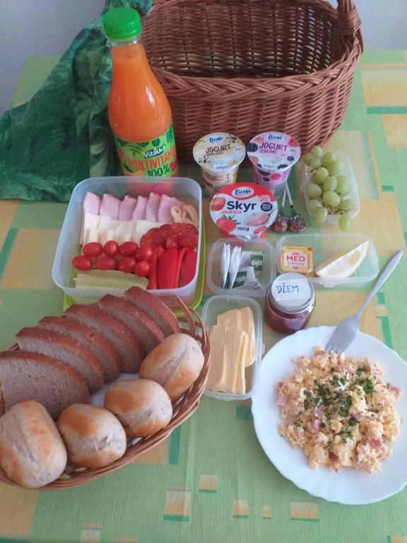 Jedzenie w apartamencie lub w pobliżu