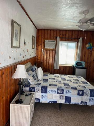 Seahorse Inn photo