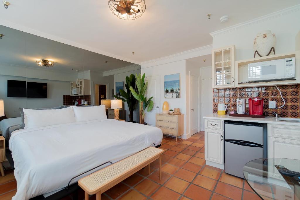 Palm Beach Island Condominiums - 