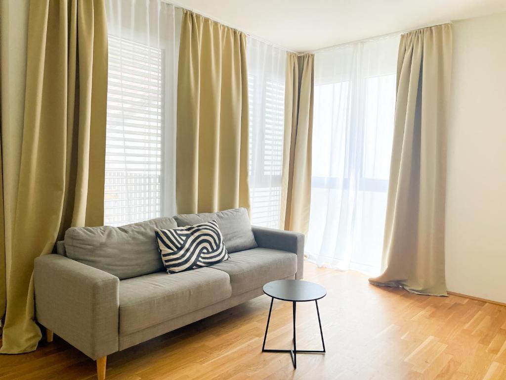 contactless Self-Check-IN - 1BR Apartment, near airport,15 min to Center - Apartment