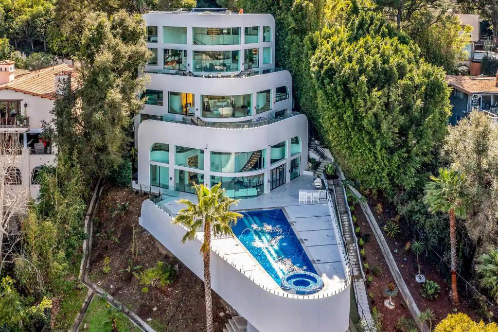 Bel Air Yacht Mansion, Los Angeles (updated prices 2024)