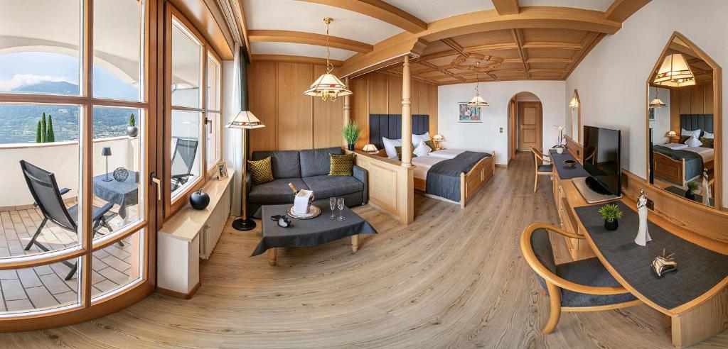 TV a/nebo společenská místnost v ubytování Panorama Vital Hotel Rimmele