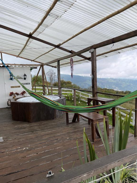 Balkón nebo terasa v ubytování Tatamá Glamping