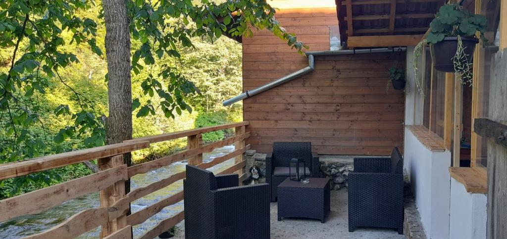 Balkón nebo terasa v ubytování Casa Iulia & Matei