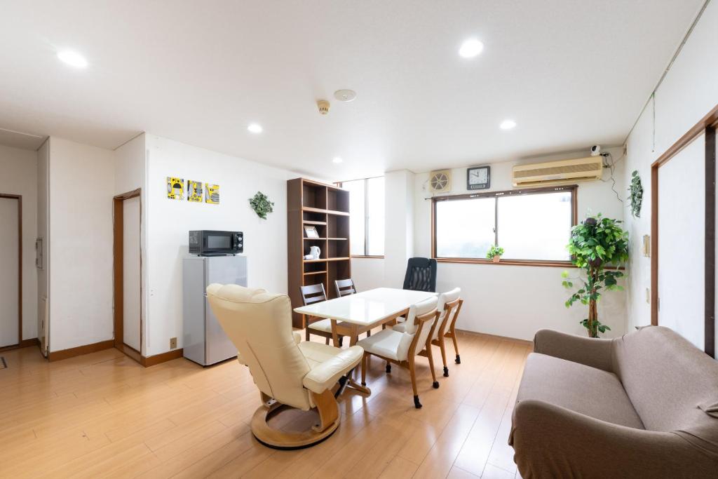 Kuchyň nebo kuchyňský kout v ubytování Travel Inn Kofu
