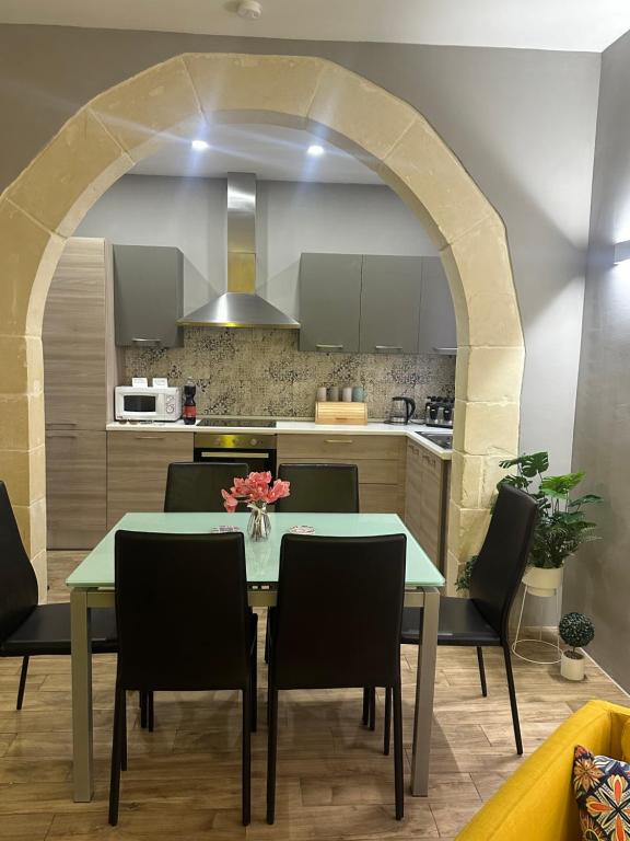 Kuchyň nebo kuchyňský kout v ubytování Ritz Apartments Marsalforn Gozo