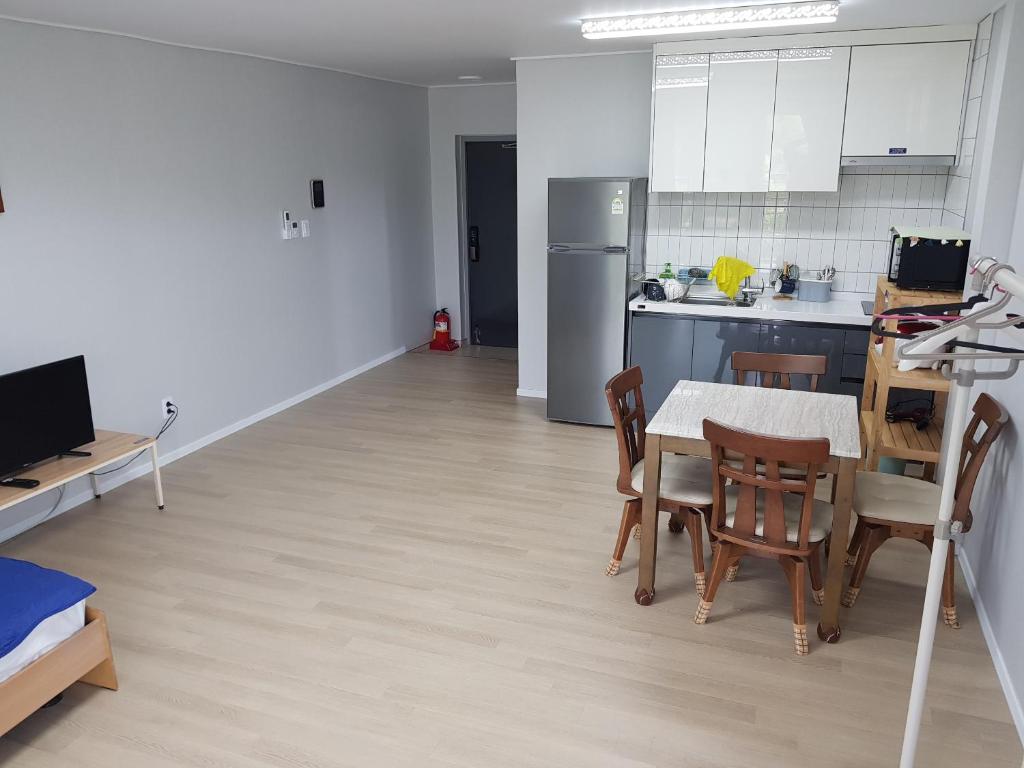 Gilson Guesthouse - Studio De Famille