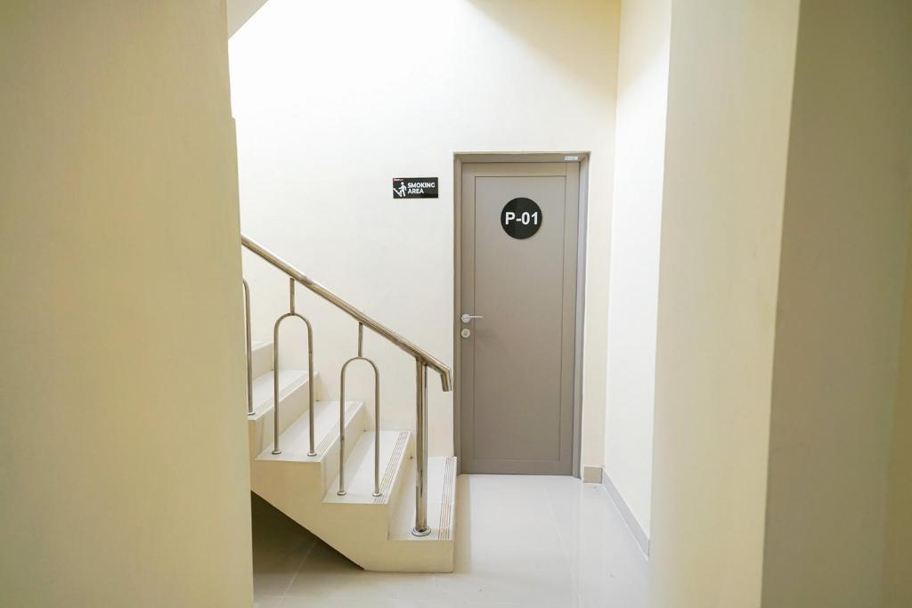 Fotografie z fotogalerie ubytování RedDoorz near Exit Toll Sirkuit Sentul v destinaci Bogor