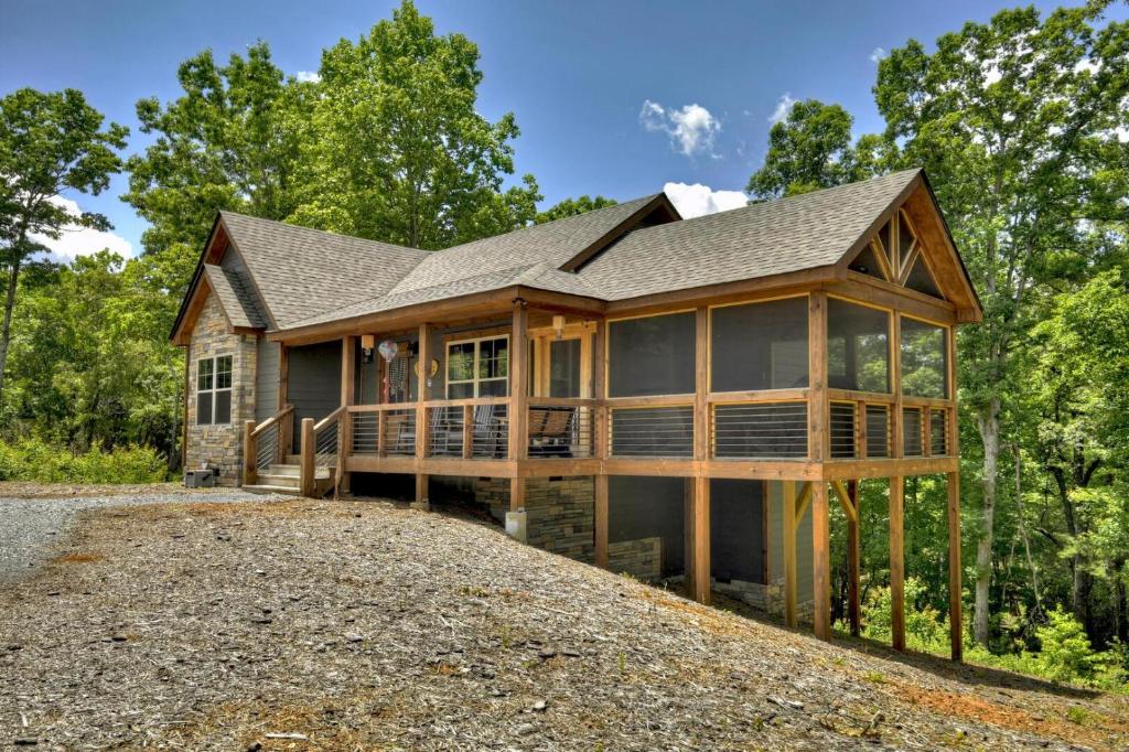 a house on top of a hill at French Kisses in Ellijay