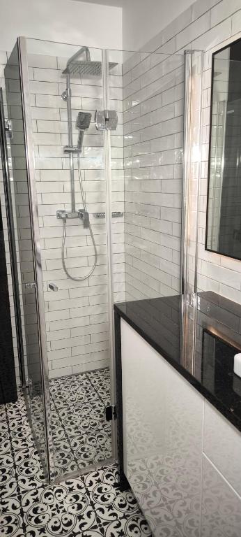 Central Apartments Bazaar - 11